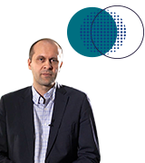 <strong>PRZYPADKI<br />
KLINICZNE</strong>